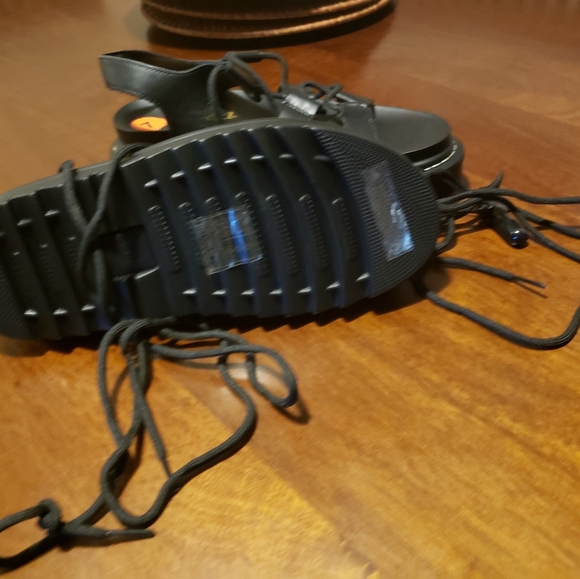 Mudd - Picture 4 of 4